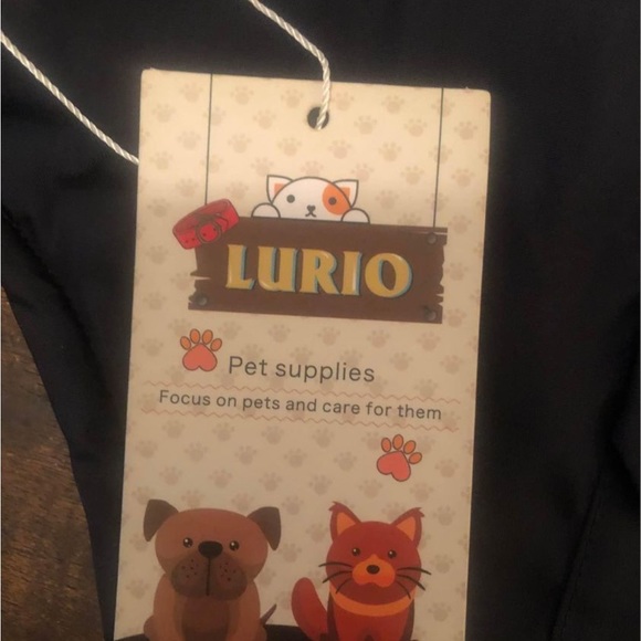 3 dog coats - 1 lurio puffer hoody and 2 Top paw puffers - Picture 3 of 7